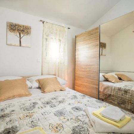 Apartments Essentia Podstrana Ngoại thất bức ảnh