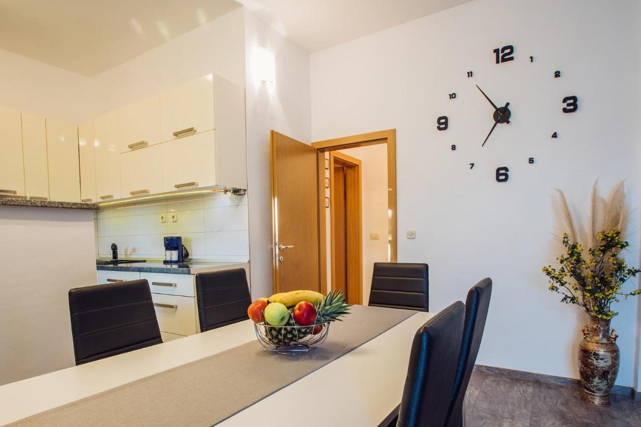 Apartments Essentia Podstrana Ngoại thất bức ảnh
