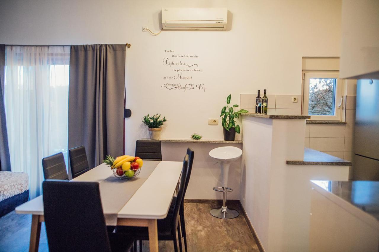 Apartments Essentia Podstrana Ngoại thất bức ảnh